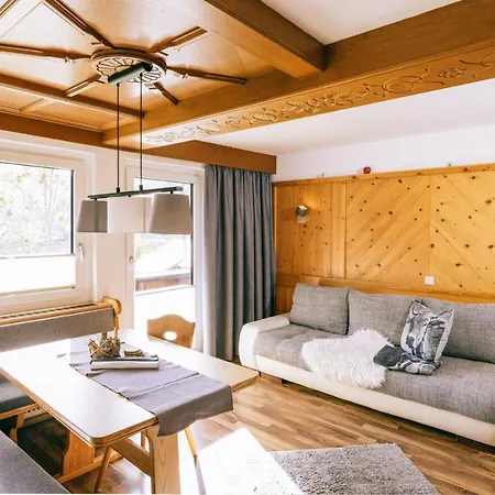 Landhaus Perktold Guest house Nesselwangle