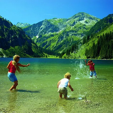 Perktold Vendégház 3*