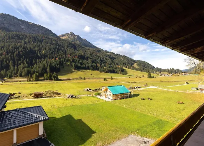 Landhaus Perktold Guest house