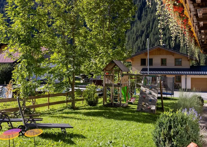 Landhaus Perktold Guest house 3*