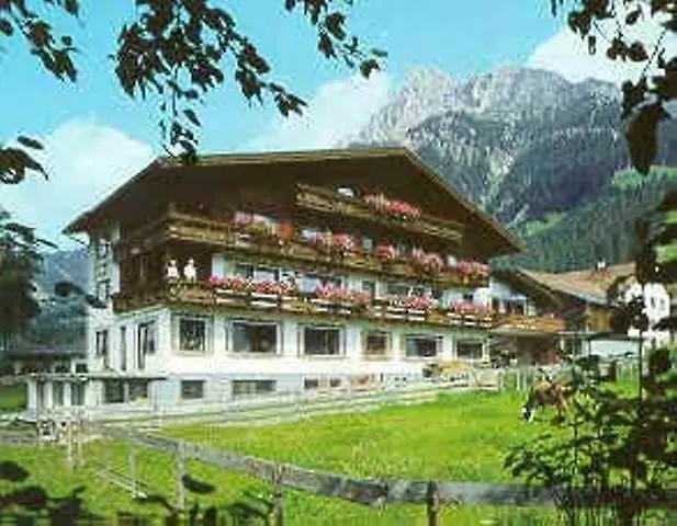 Landhaus Perktold Guest house Nesselwangle