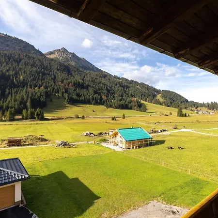 Landhaus Perktold Guest house