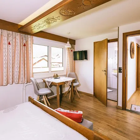 Guest house Landhaus Perktold