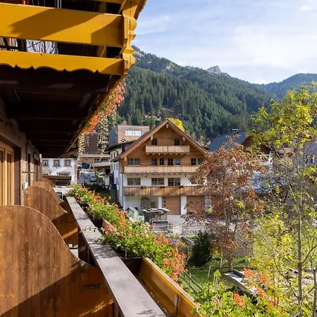 Guest house Landhaus Perktold 3*